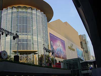 Siam Paragon, at Siam skytrain station